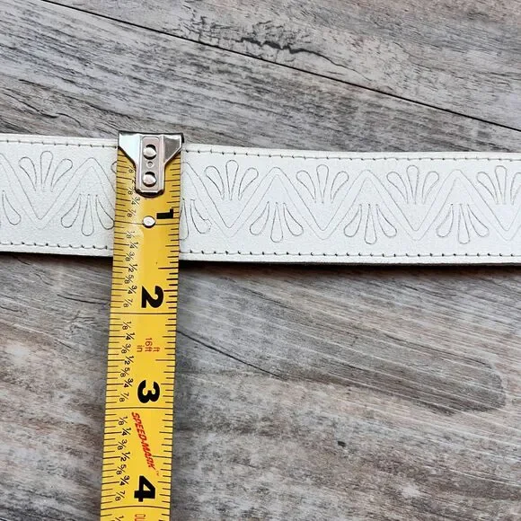 Genuine Leather White Western Belt Size 28 Tooled Pattern Silver Concho Buckle - Picture 7 of 11